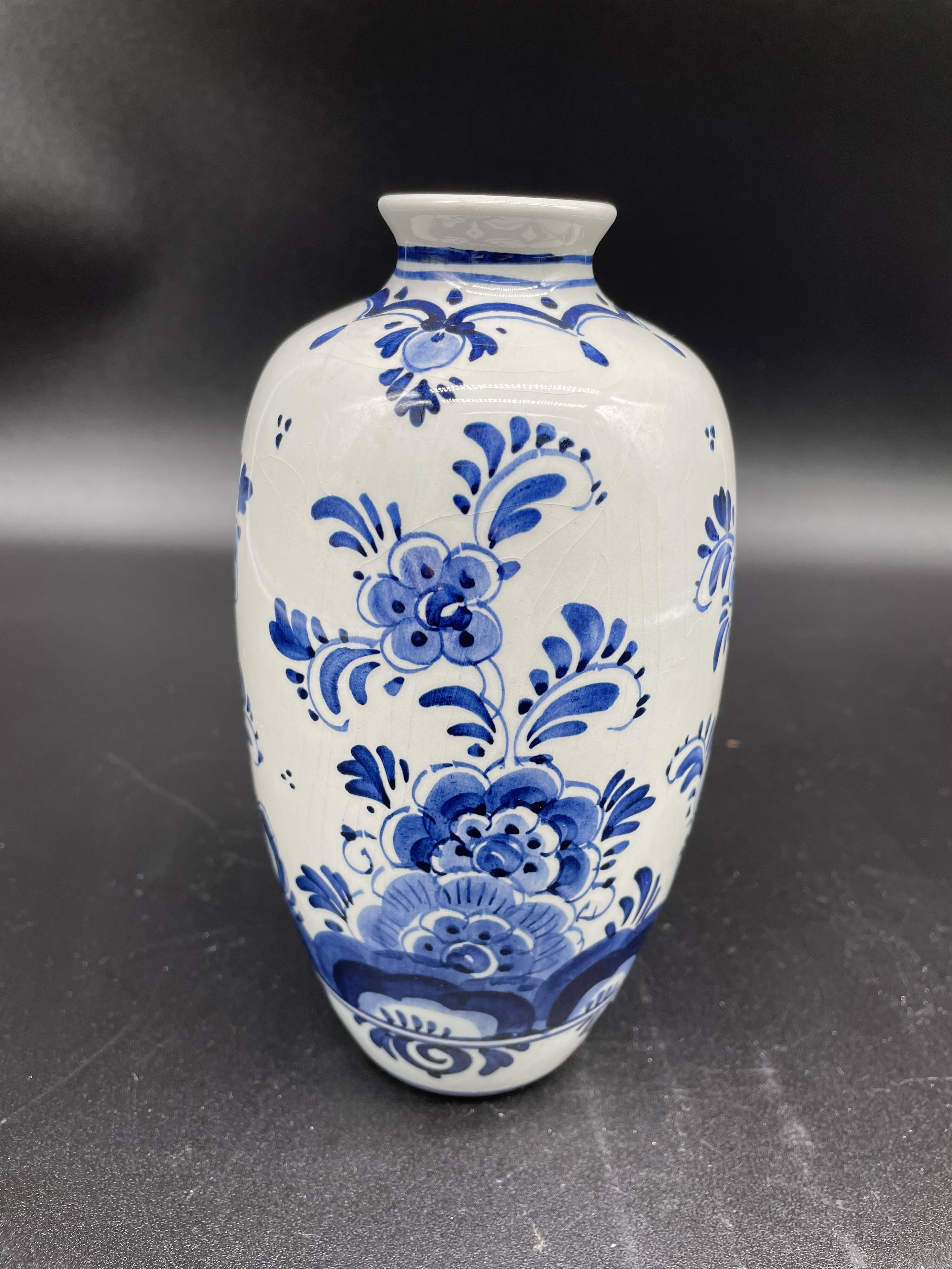 Vintage, ovoid vase, Delft