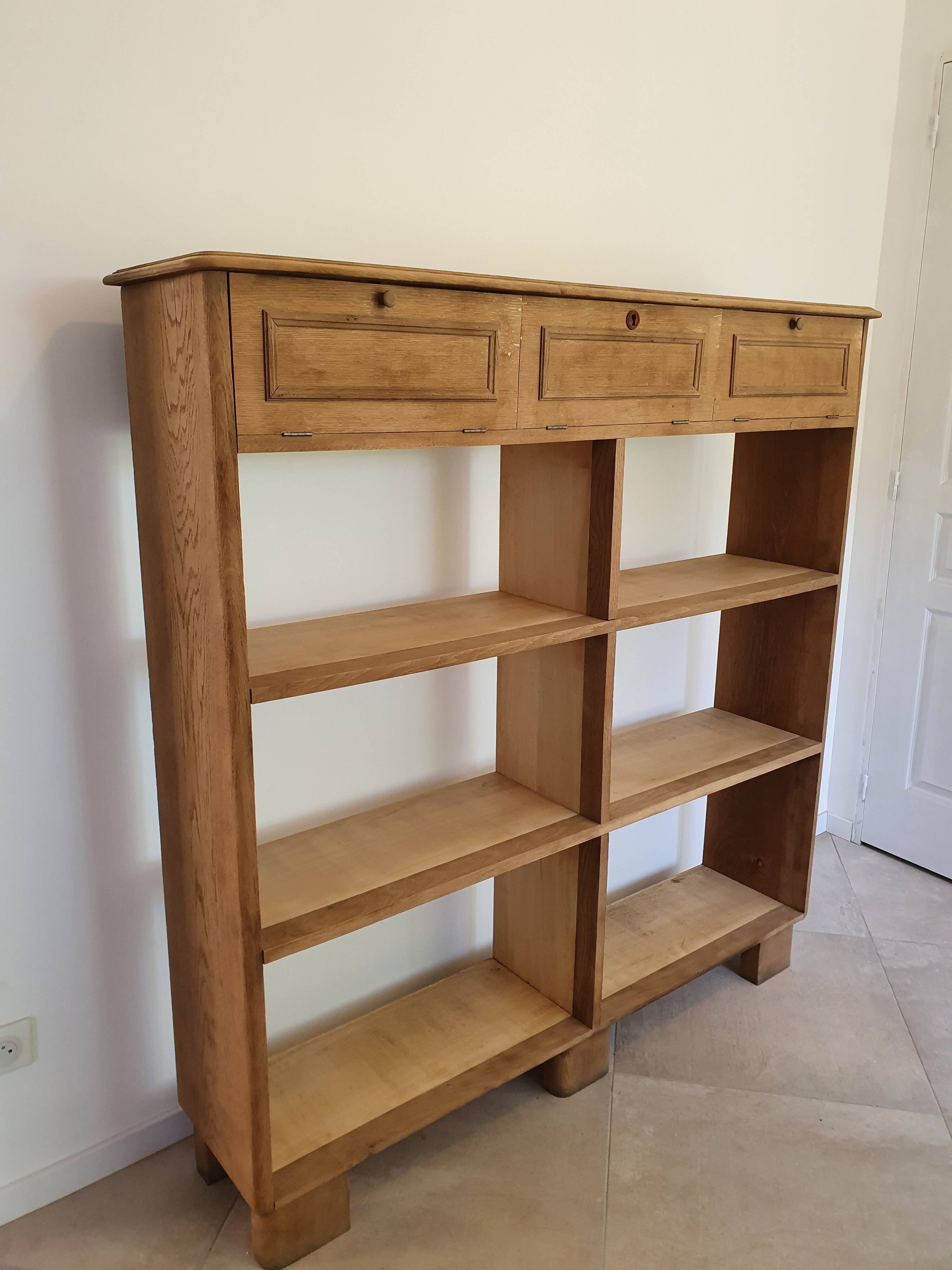 Notary shelf library