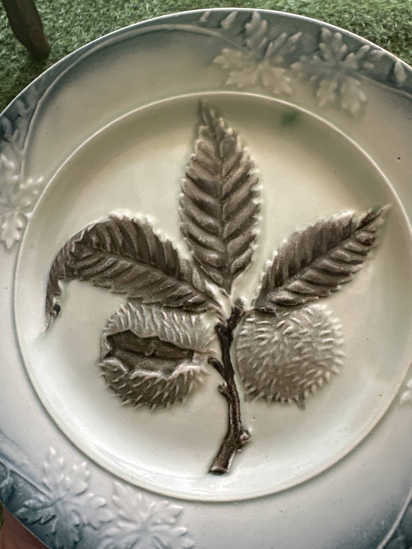 Ensemble de 4 Assiettes à dessert en Barbotine