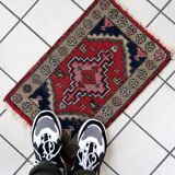 Tapis vintage du Moyen-Orient Hamadan fait main en laine – 38 x 59 cm