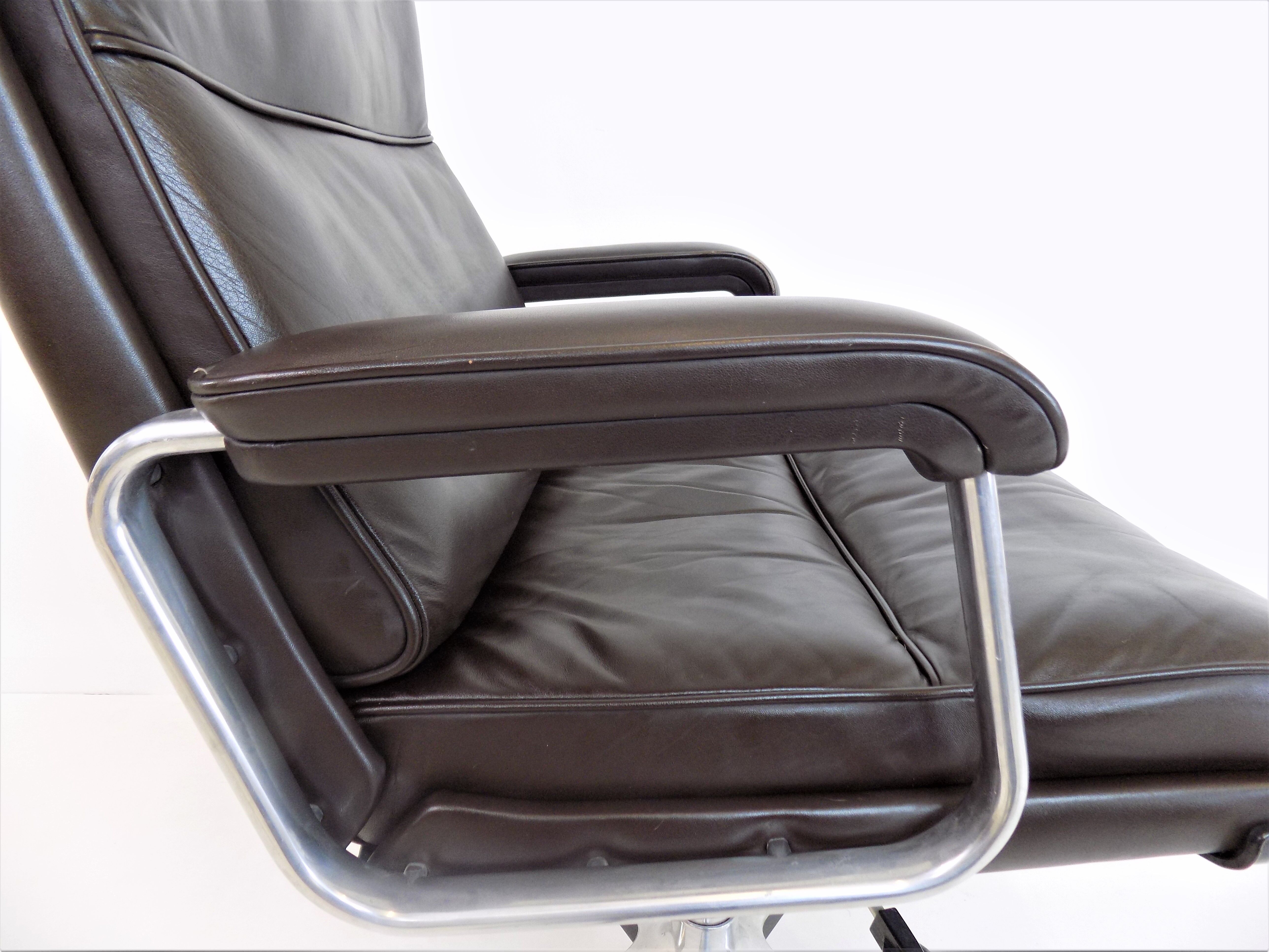 Drabert leather office chair