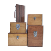 Cinq boîtes bois vintage