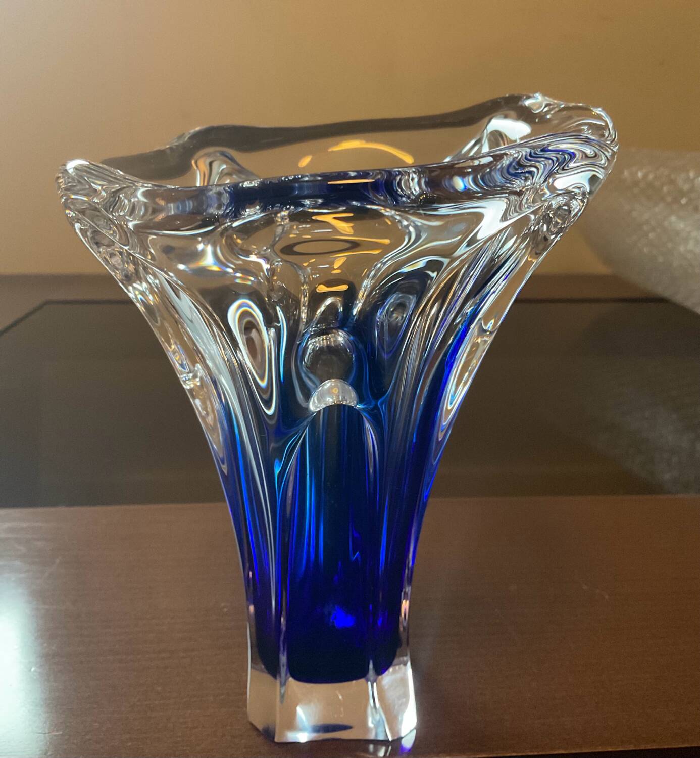 Two-tone glass paste vase from the 70s