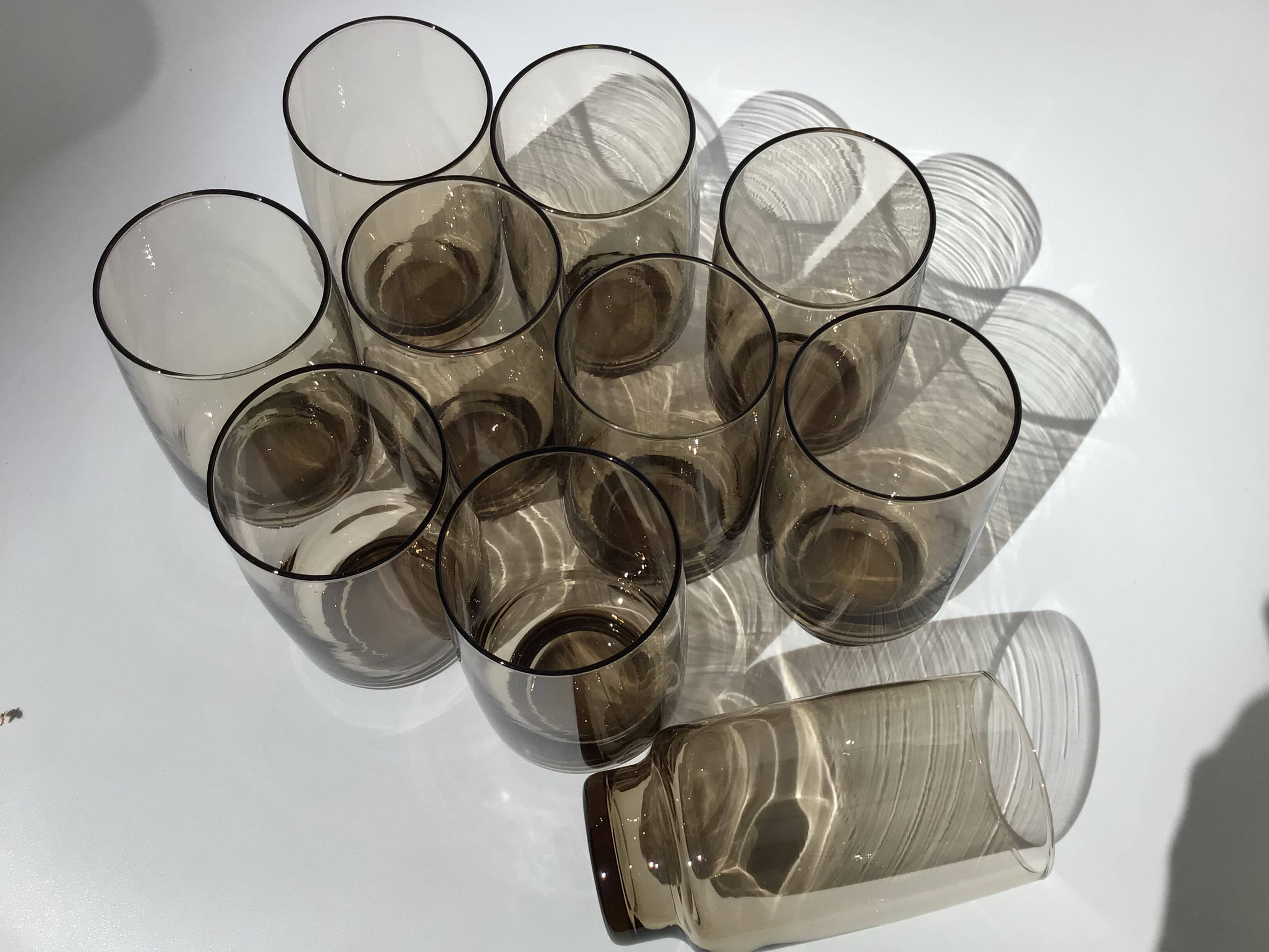 10 Verres à eau fumés brun 70´s