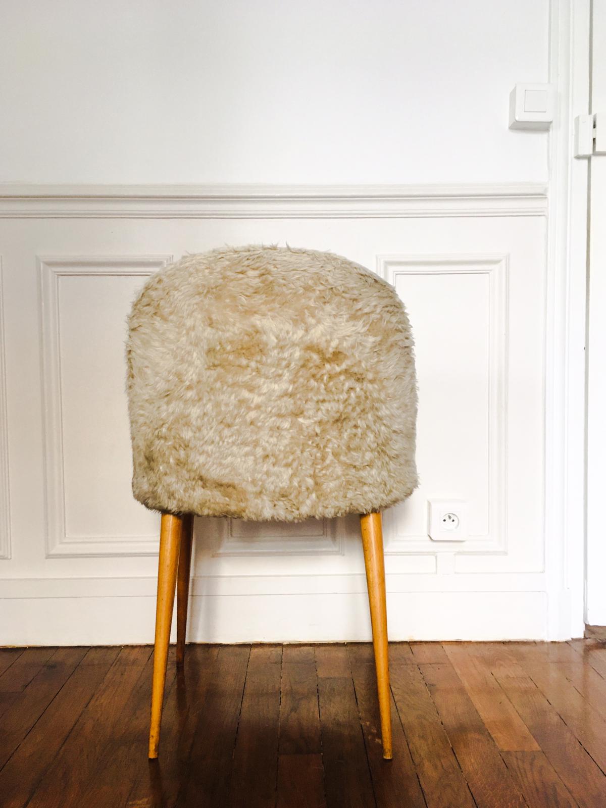 Chaise gondole fourrure moumoute vintage