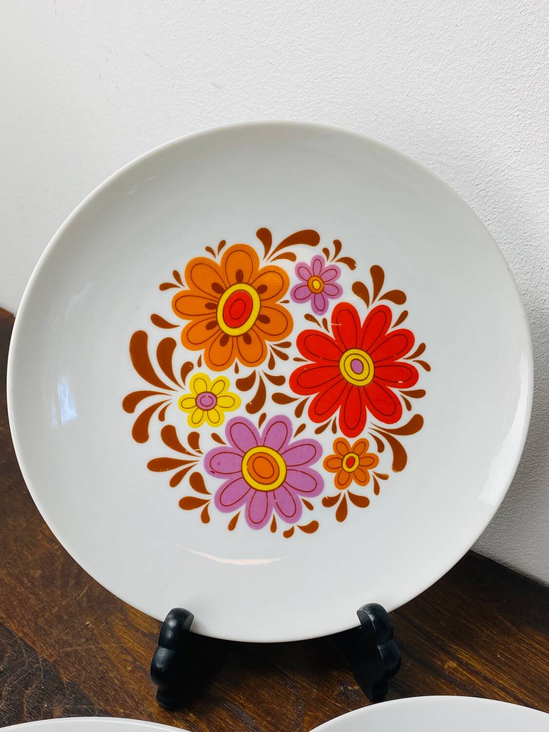 Vintage Bavaria pop plates