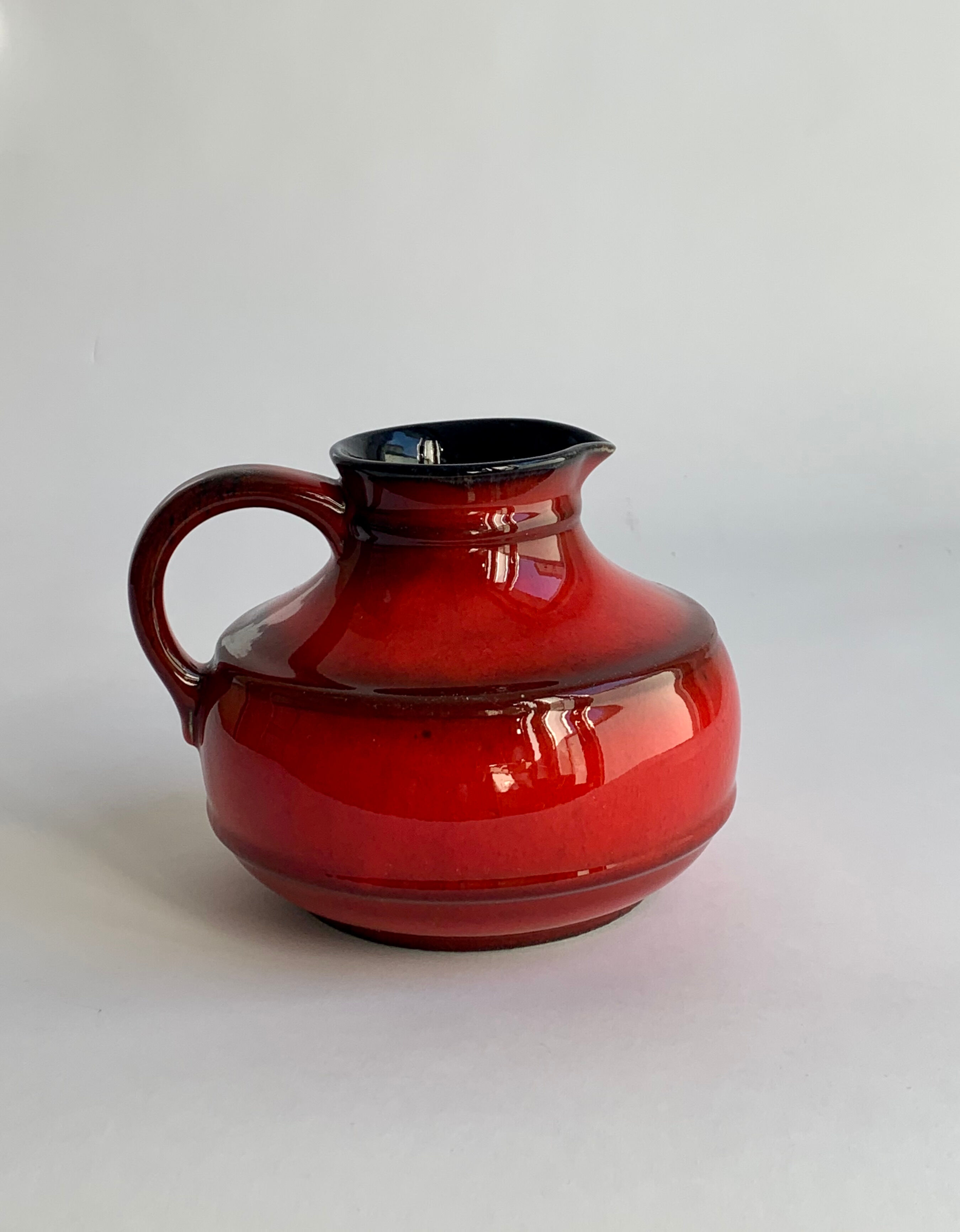 Pottery pichet, 1970