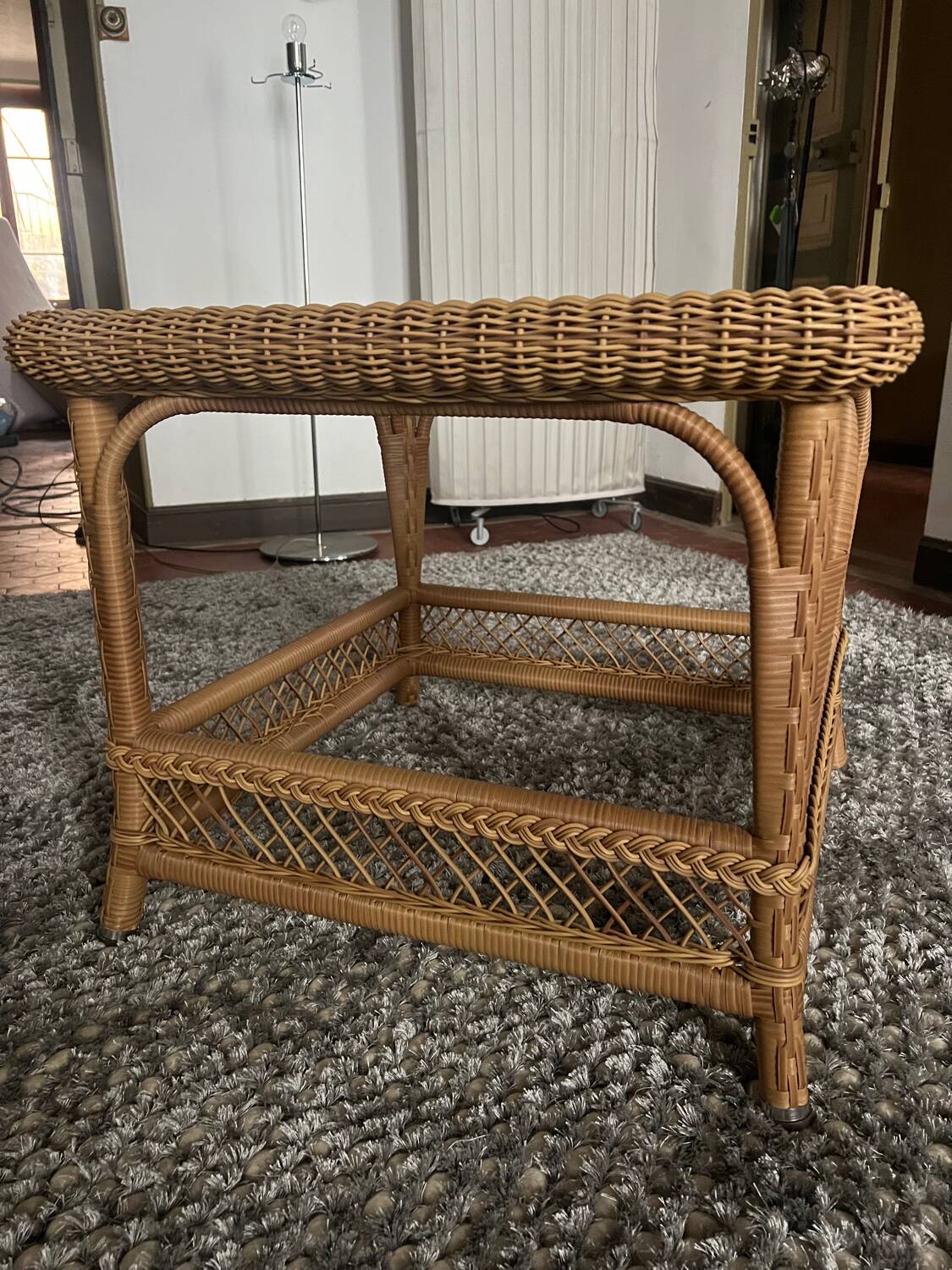 Table base design point