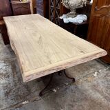 Table en fer forgé artisanal et bois