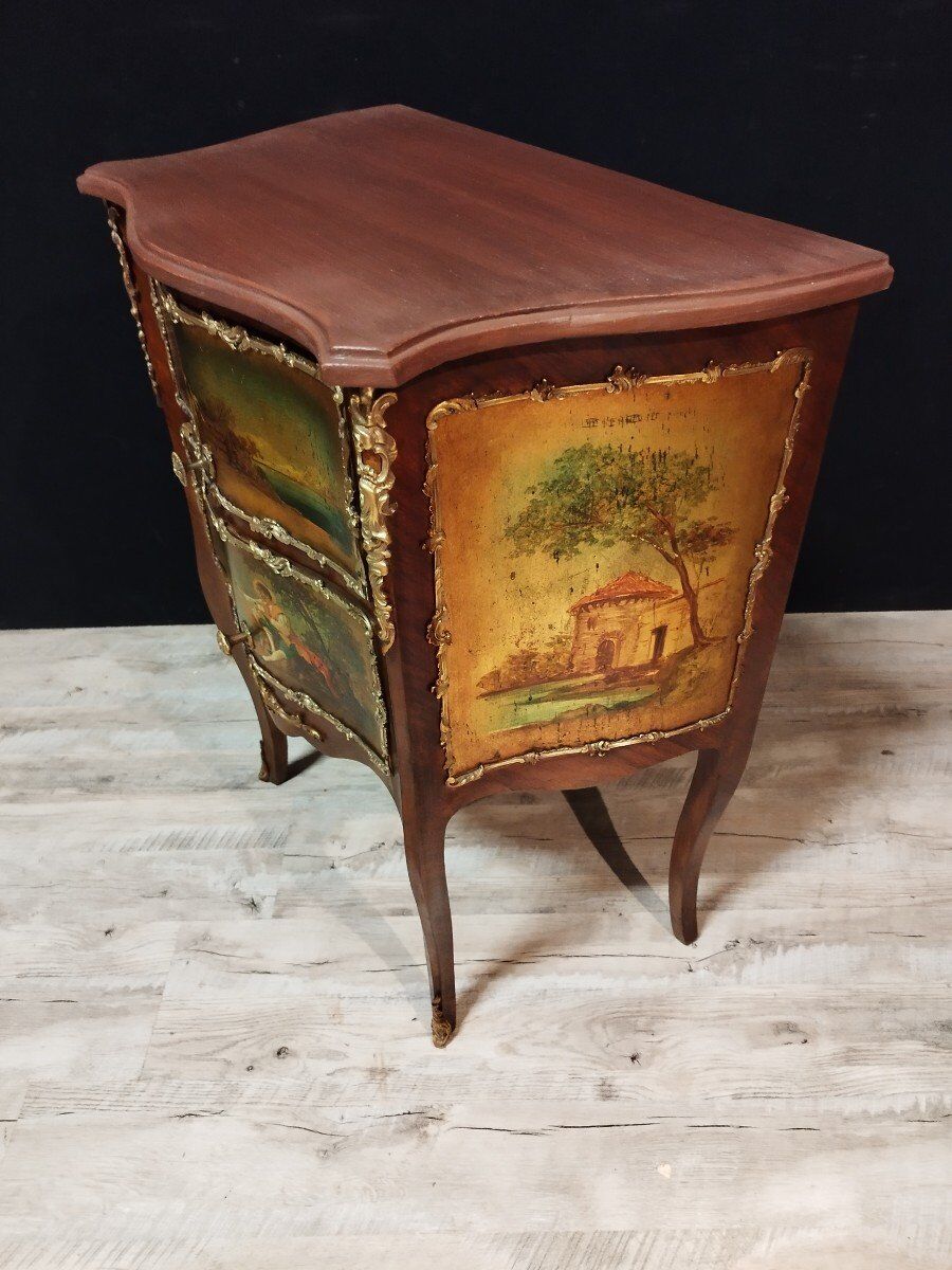 Pair of painted wooden chests of drawers