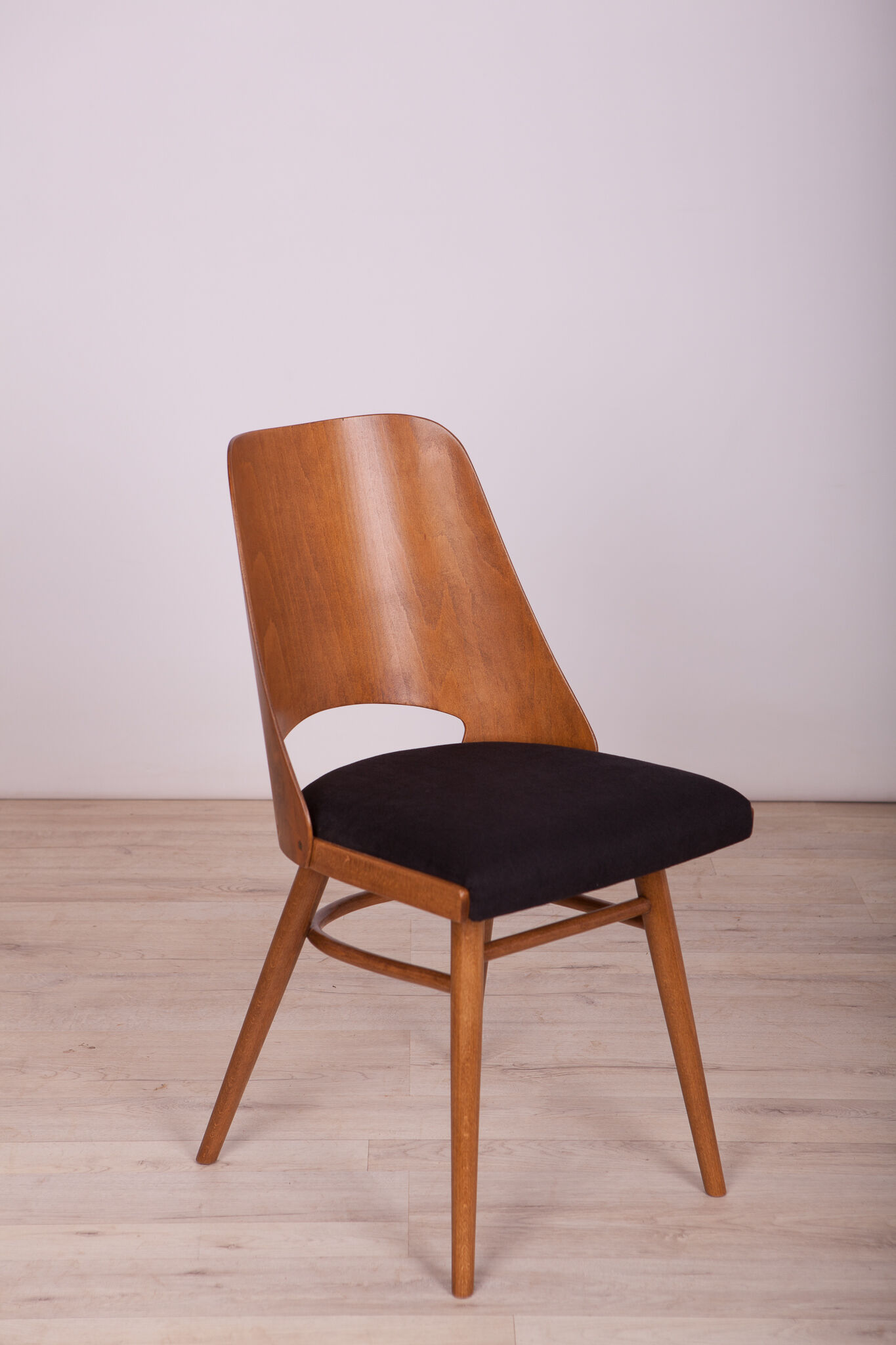 4 lollipop dining chairs from tatra, 1960s