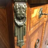 Transition chest of drawers 1900 inlaid with marquetry