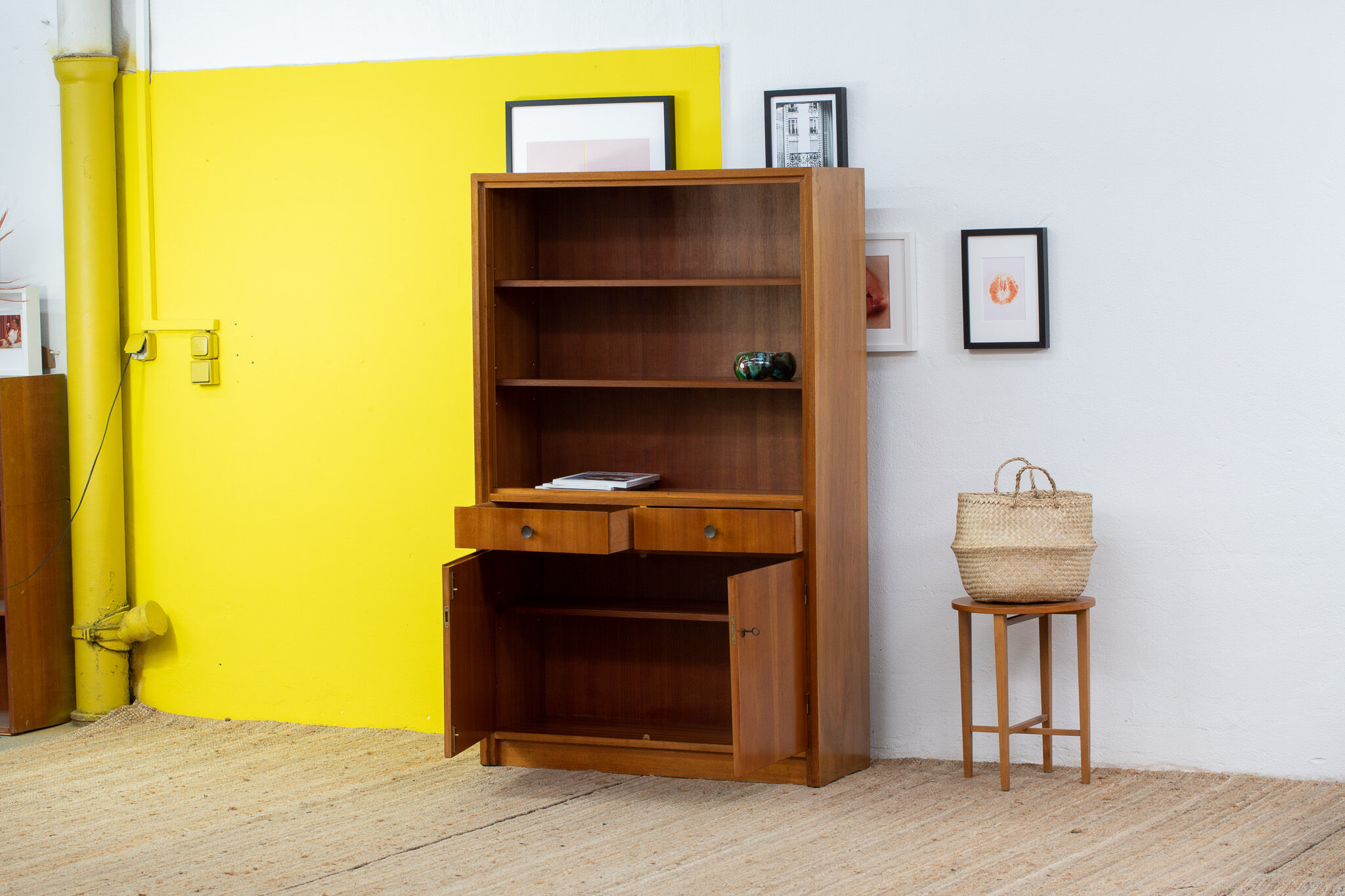 Vintage scandinavian bookcase – 102 cm