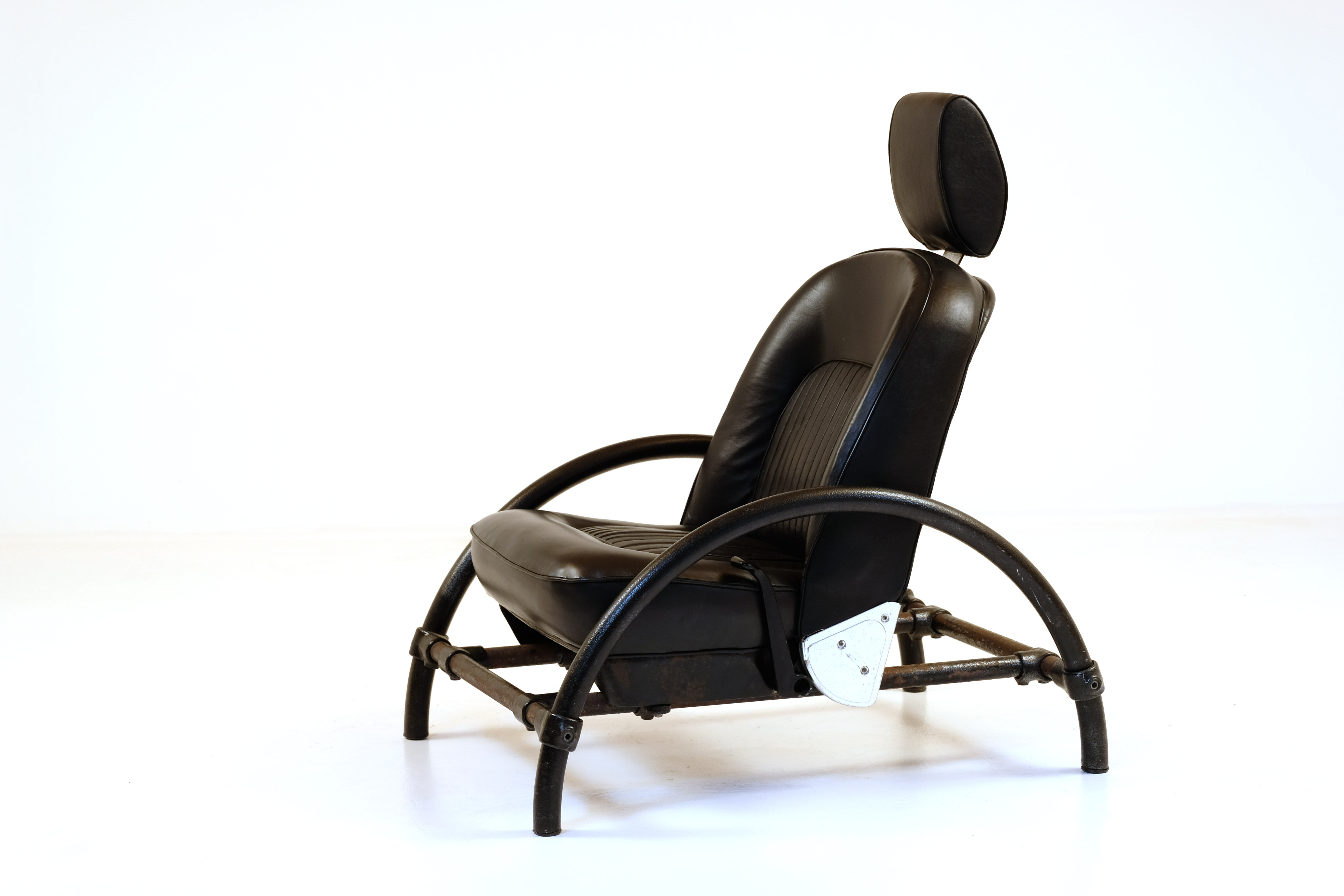 Rover armchair by Ron Arad, edition Oneoff 1981