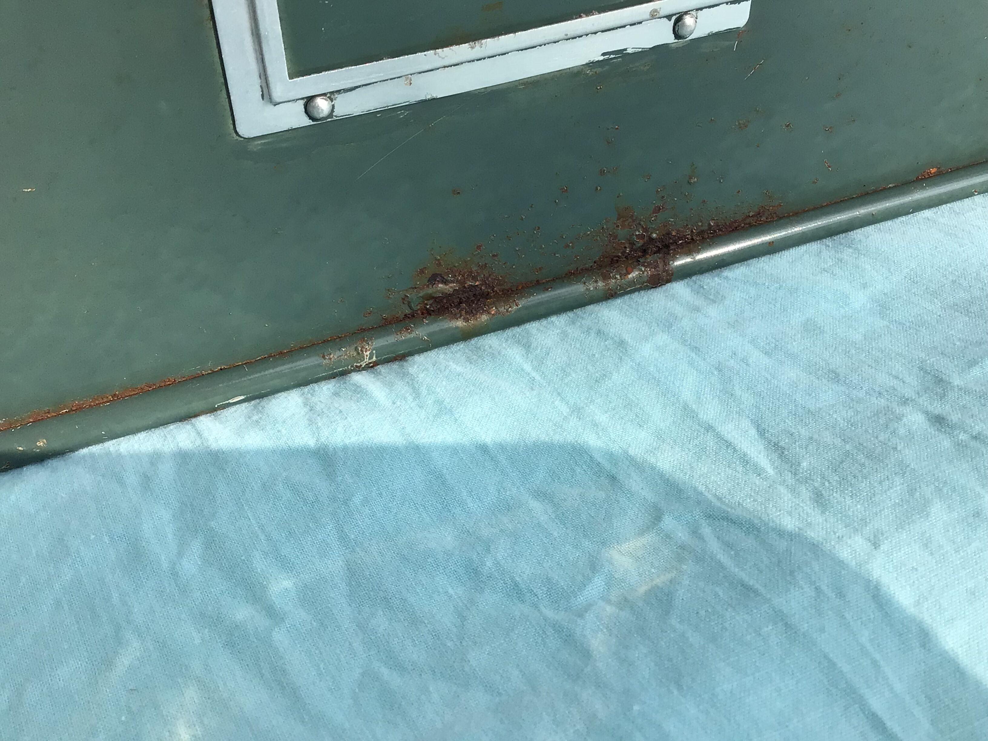 Brambles bramb bluish green 5 lockers