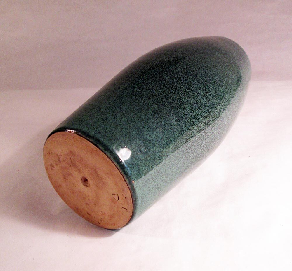 Emerald green ceramic vase
