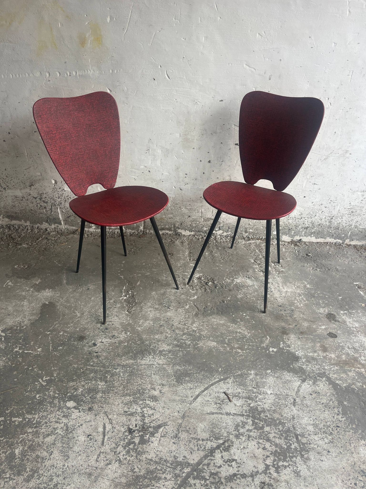 Pair of Mid-Century Red Vinyl Dining Chairs with Black Metal Legs, Sculptural Curved Backs