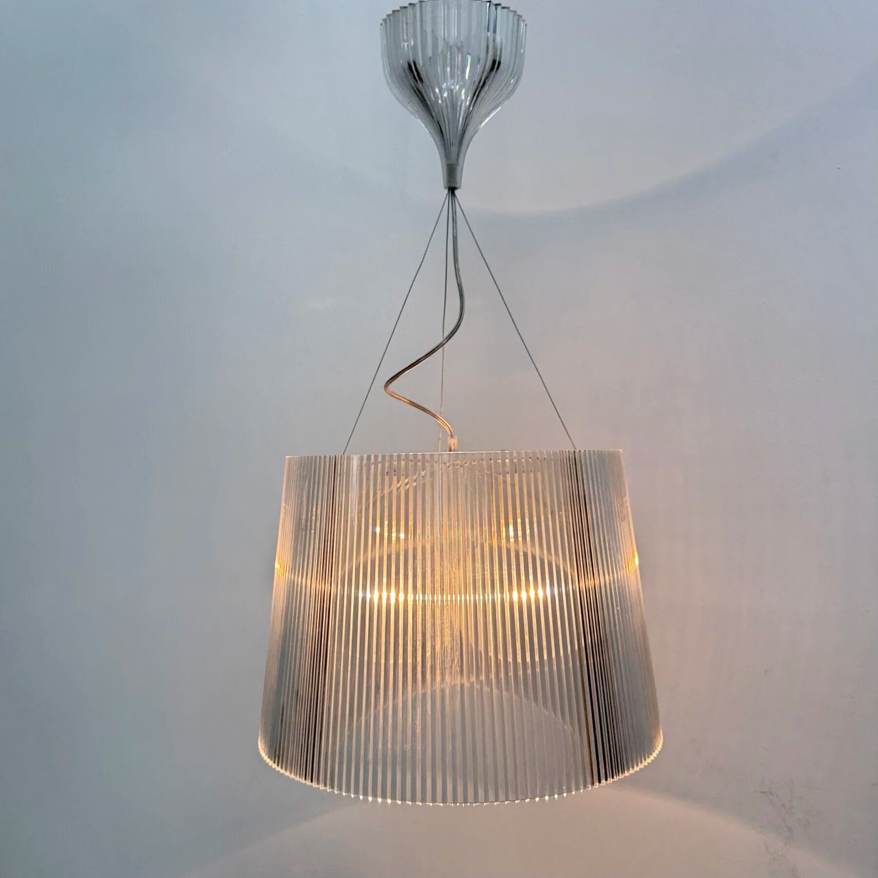 Kartell Gé hanging lamp plexiglass Ferrccio Laviani