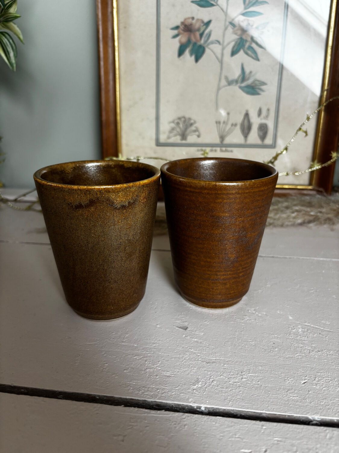 Set of 4 cup glasses in Digoin stoneware and others.