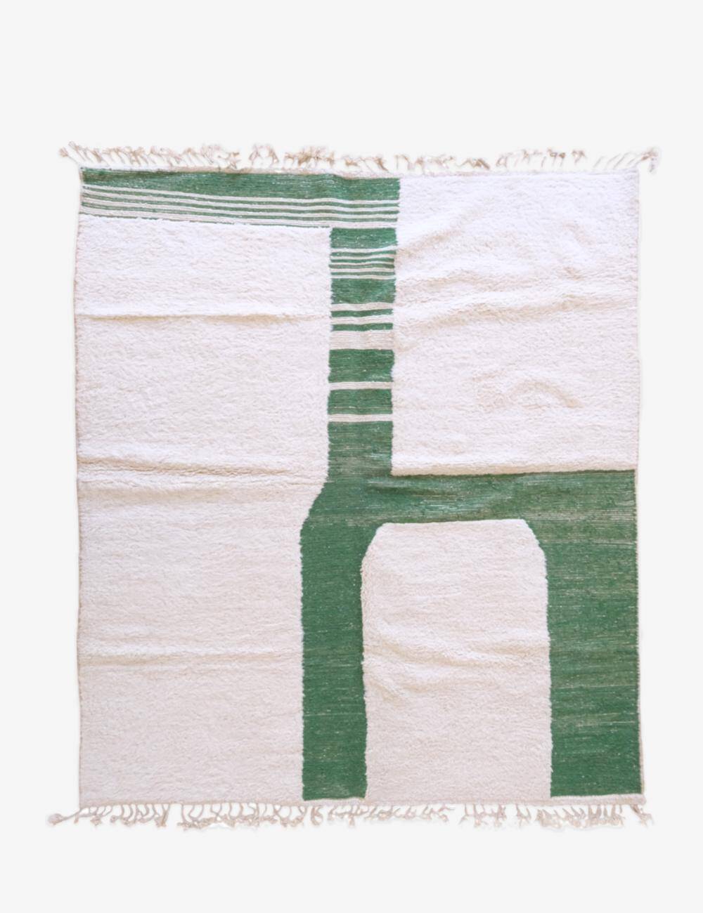 Contemporary White and Green Rug - 293 x 251 cm