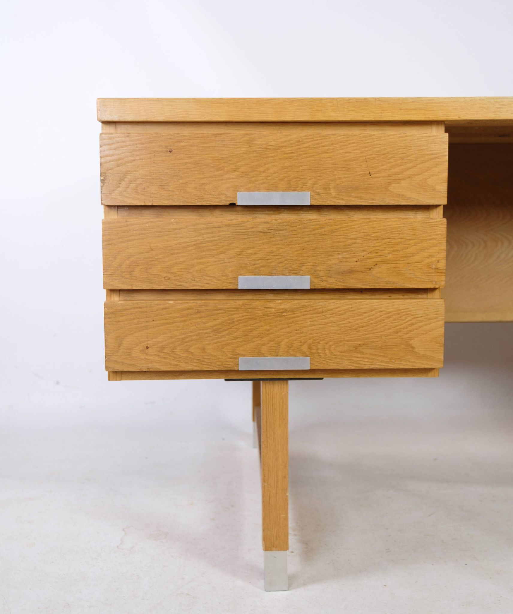 Bureau en chêne modèle EP-401 par Kai Kristiansen et Eigil Pedersen des années 1960