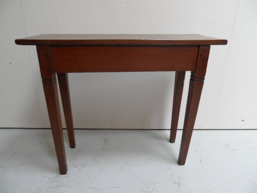 Antique oak sidetable