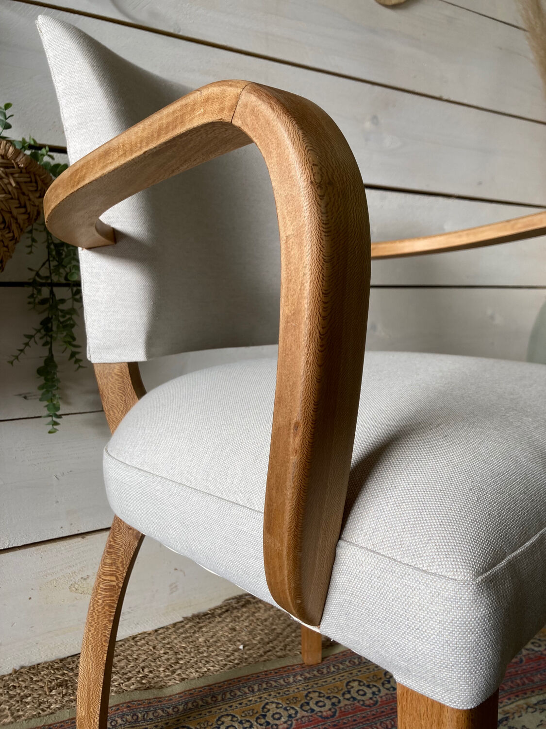 Bridge armchair