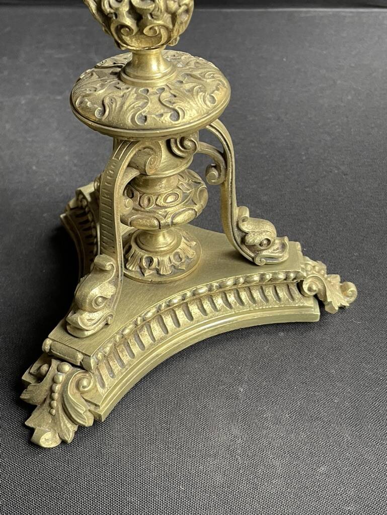 Pair of 19th century candlesticks – Gilt bronze