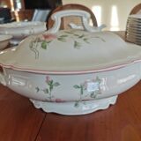 Limoges 77 pieces porcelain table service