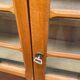 Vitrine parisienne en bois des années 50