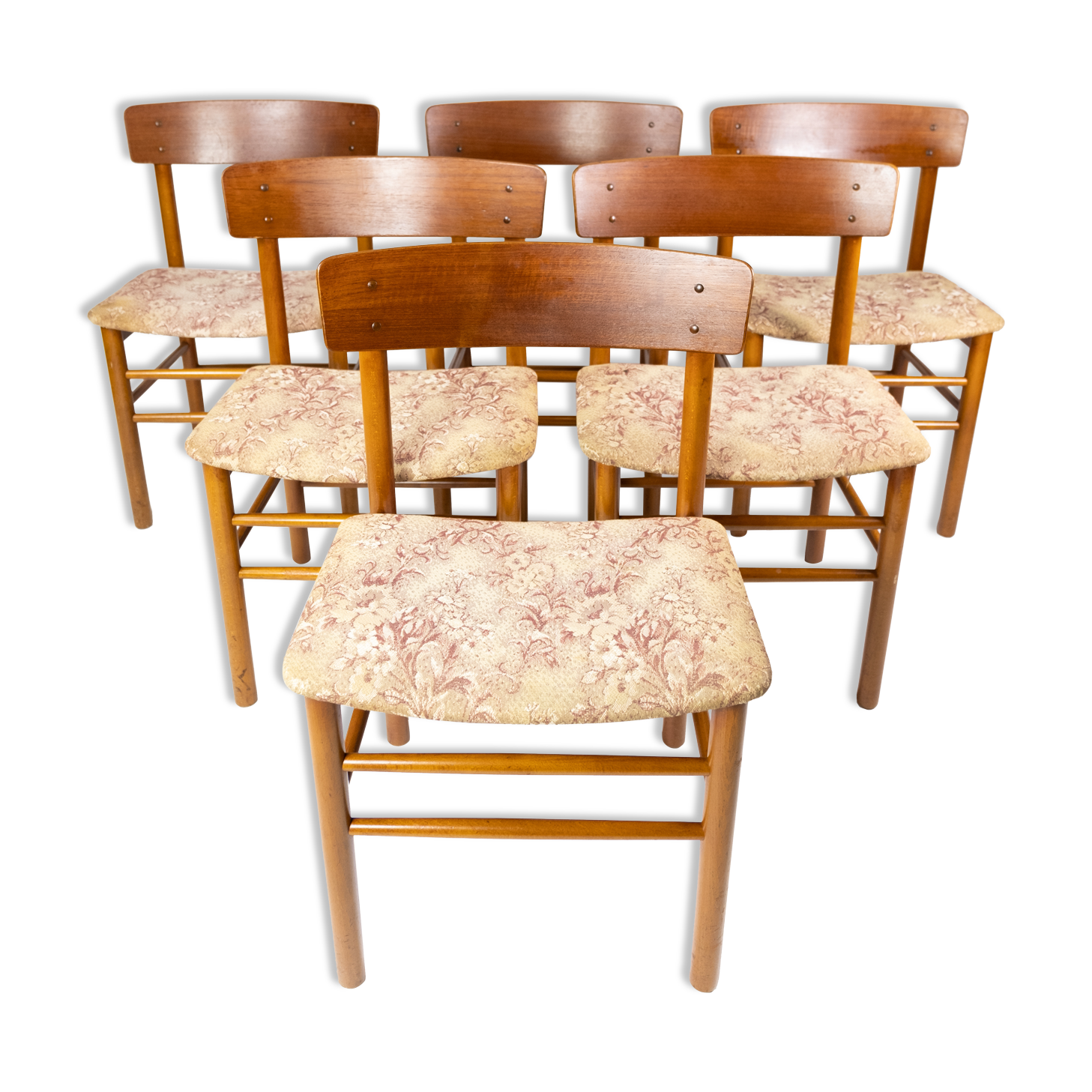 Set of six dining room chairs of danish design from the 1960s.