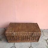 Old trunk in woven wicker rectangular shape - Bicycle model suitcase