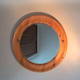 Round mirror in solid Swedish pine 1960/70 Vintage.