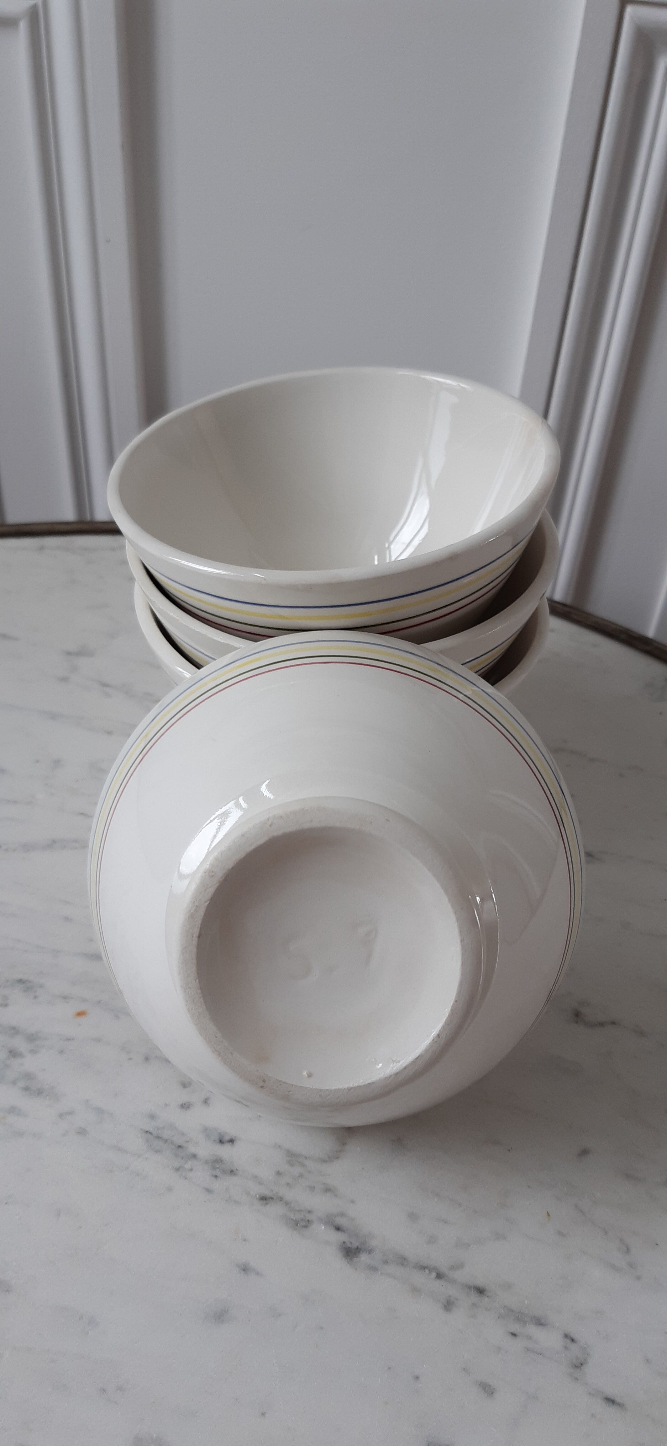 Set of 4 bowls old 40s