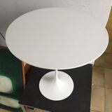 Guéridon par Eero Saarinen pour Knoll