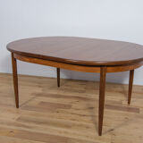 Mid-Century Oval Dining Table in Teak from G-Plan, 1960s