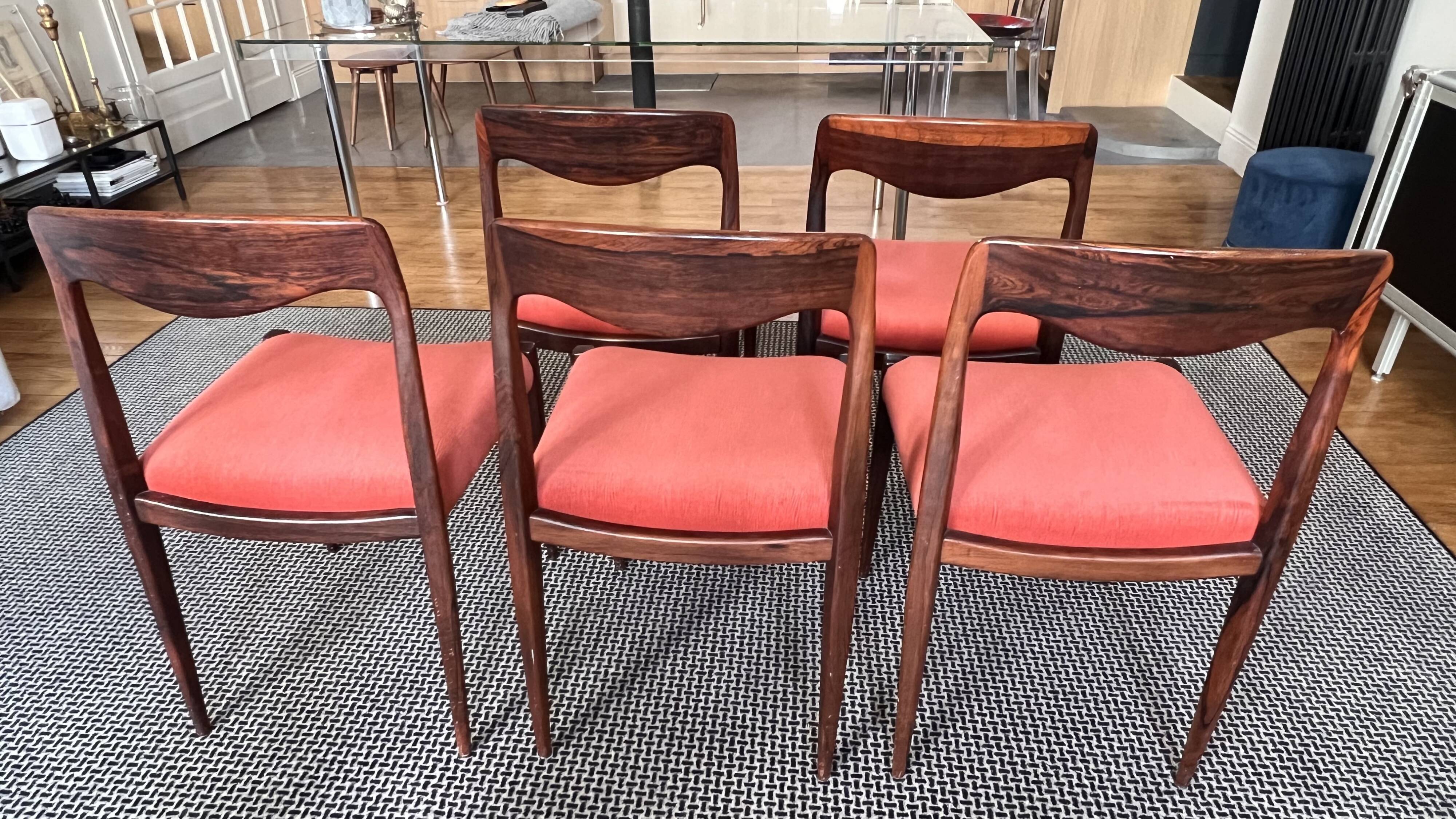 5 Vintage Chairs EDITIONS SELF