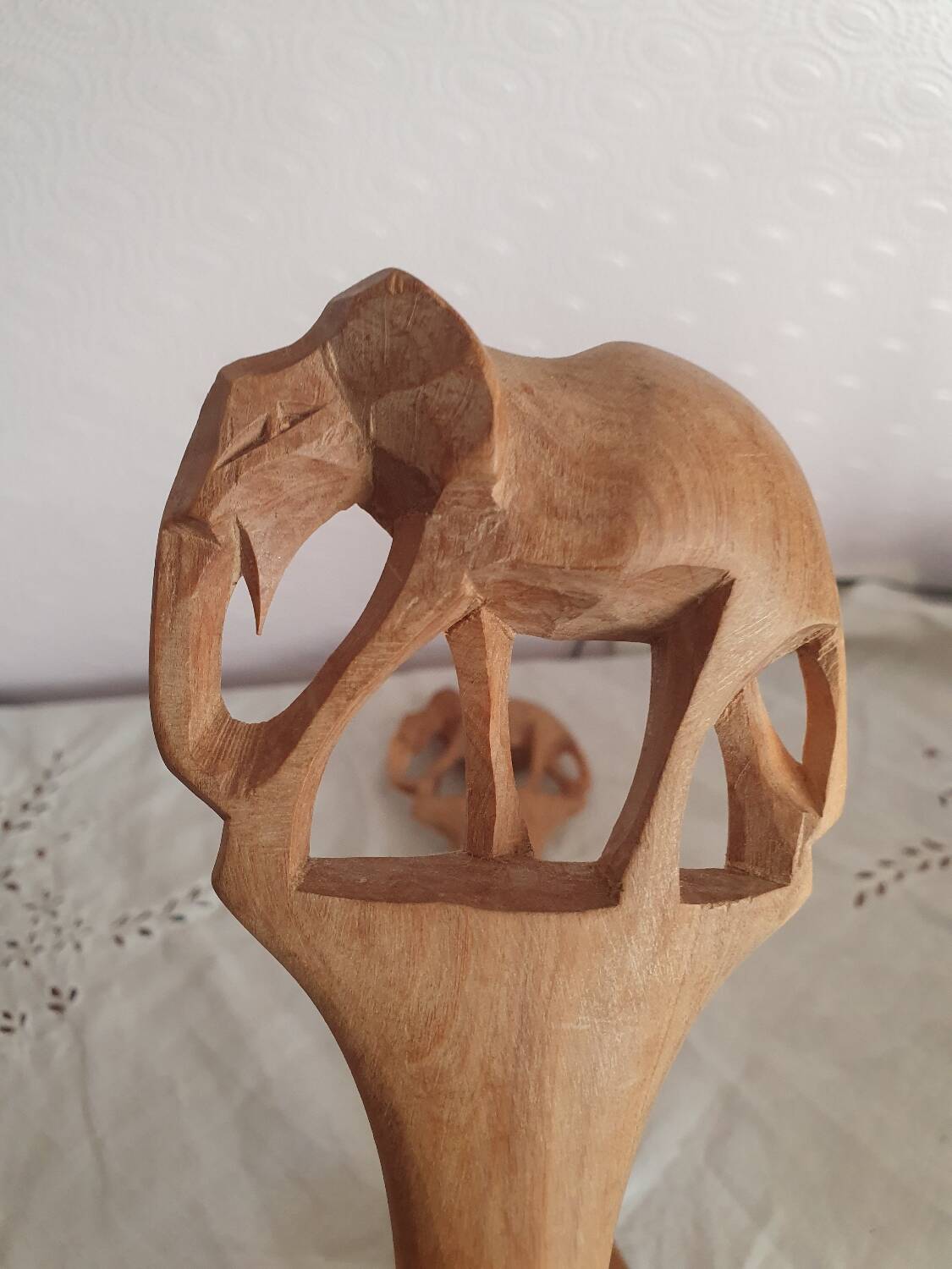 Couverts de service n bois sculpté art populaire vintage