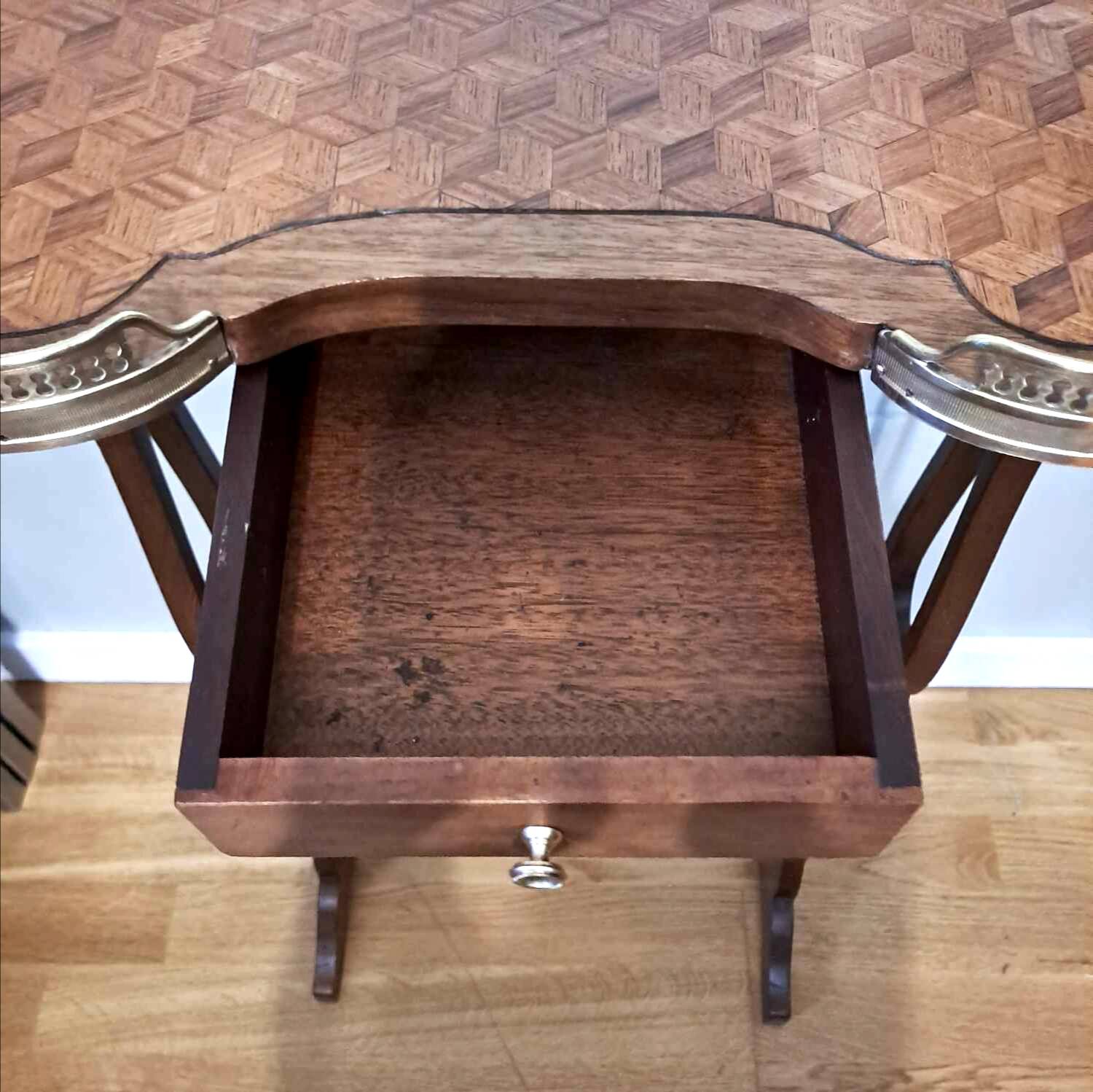 Side table or small table in marquetry