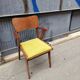 Fauteuil vintage pieds compas