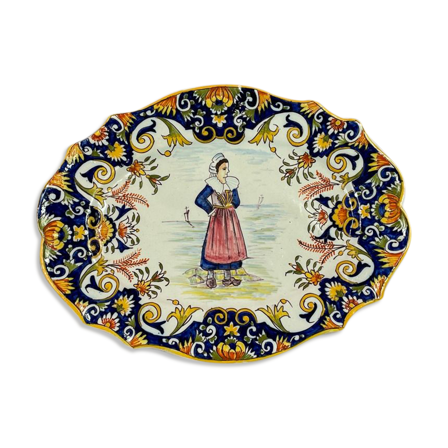 Dish quimper or malicorne, guérande in back - 28 cm