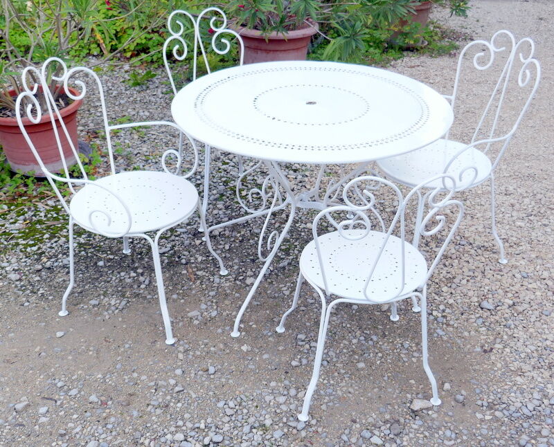 Garden furniture in old wrought iron 5 rooms