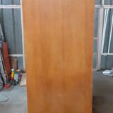 Compass feet cabinet