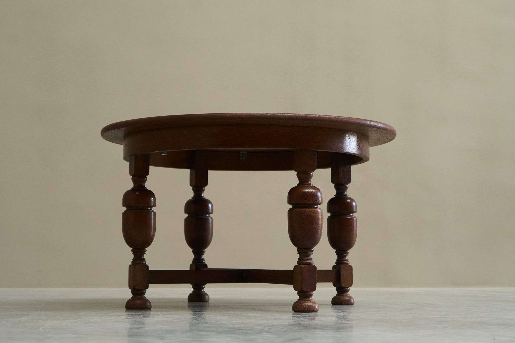 H. Pander & Sons Round Table in Solid Oak with Baluster Legs, 1920s
