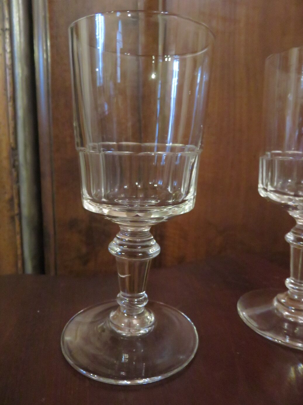 Suite of 11 nineteenth wine glasses