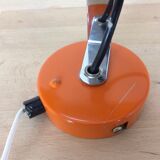 Apply orange spot and chrome 70's space age