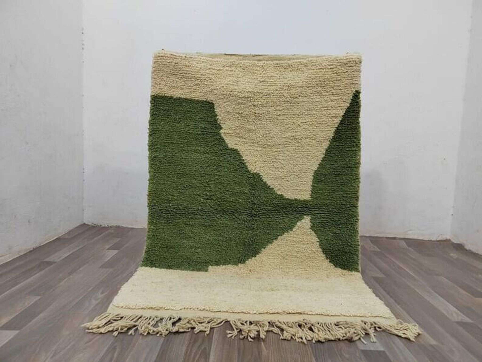 Handcrafted Boujaad rug 200cm x 300cm