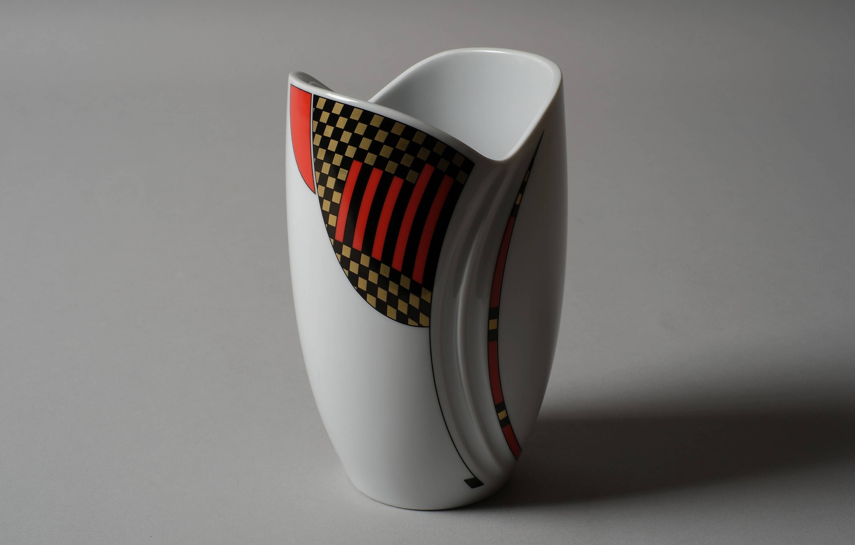 Vase Mitterteich Bavaria, géométrique postmoderne, Allemagne, années 1980