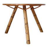 Table basse tripode – Rotin & Bambou – Plateau ovoïde bleu ciel – 60s