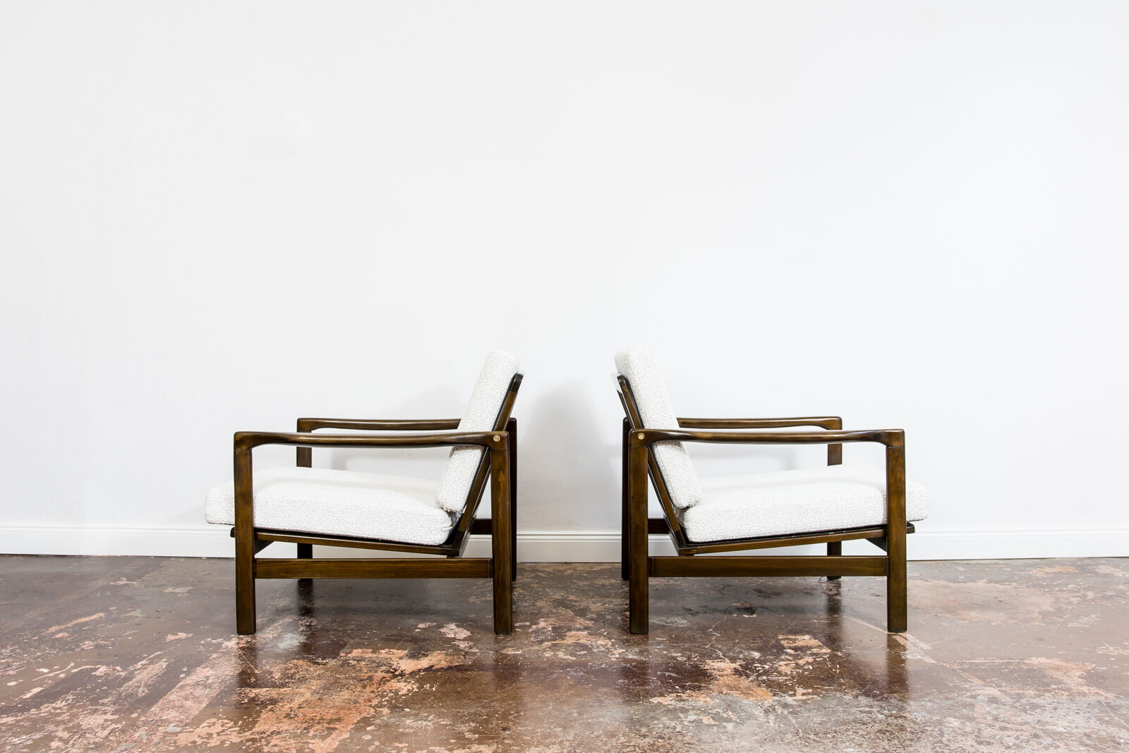 Pair of Restored White Grey B-7522 armchairs by Zenon Bączyk, 1960’s